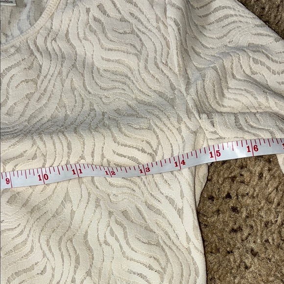 Babaton Cream Long Sleeve Bodysuit - Picture 10 of 12
